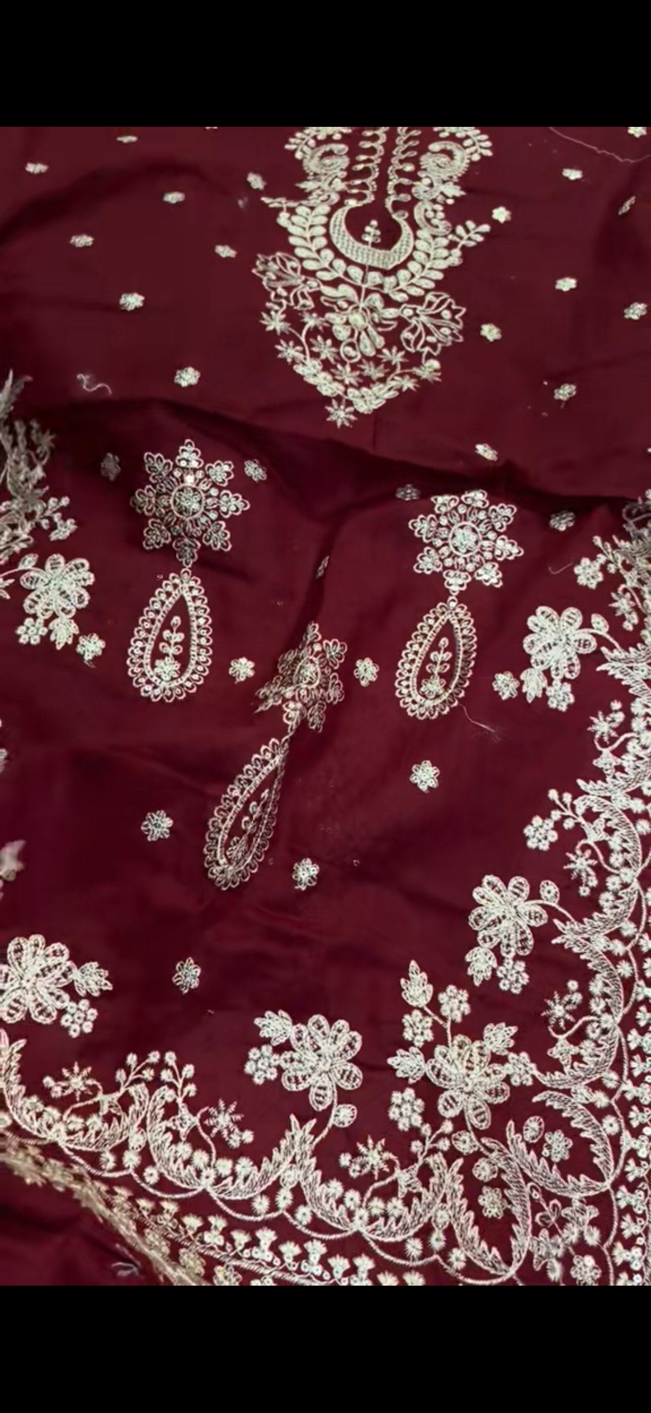 Maroon hit Embroidered suit